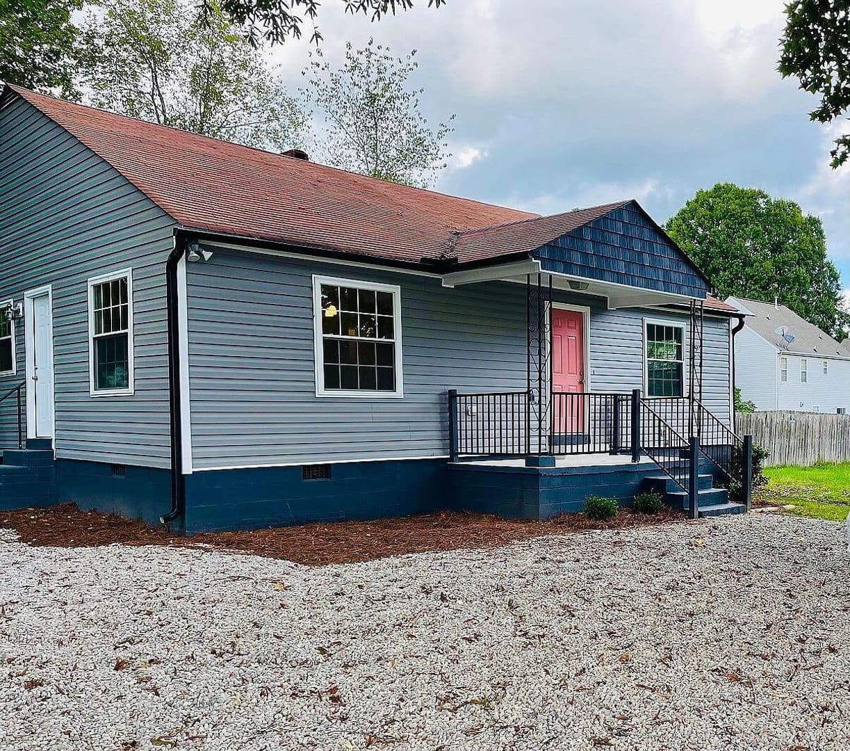 Charlotte House: 4111 Glory St