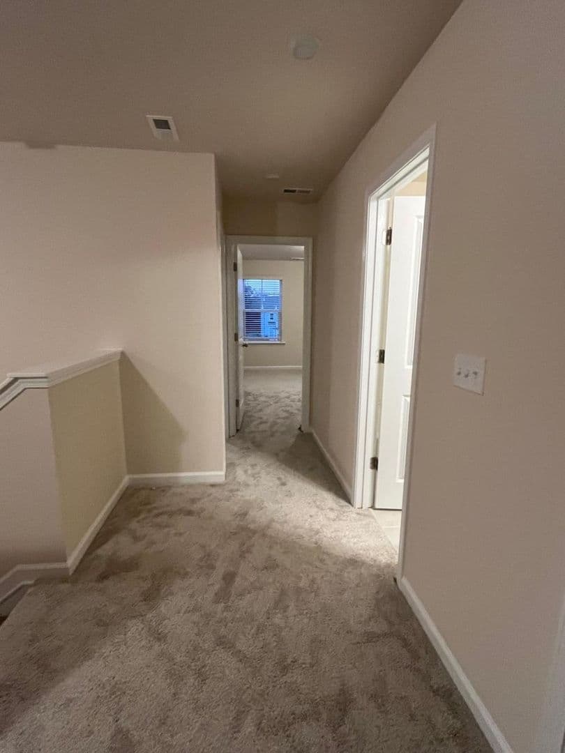 Raleigh House: 5600 Preveza Pl