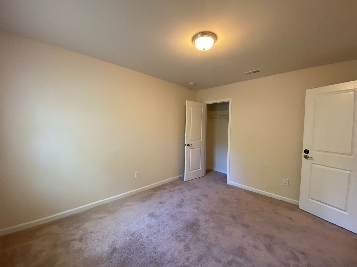 Charlotte House: 8517 Sharonbrook Dr