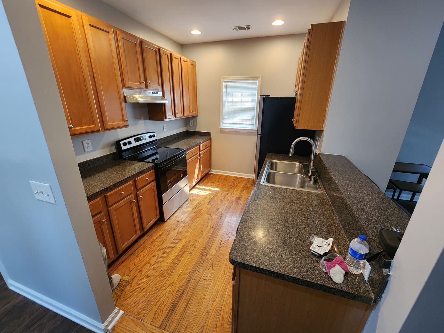 Atlanta House: 901 Hall St NW