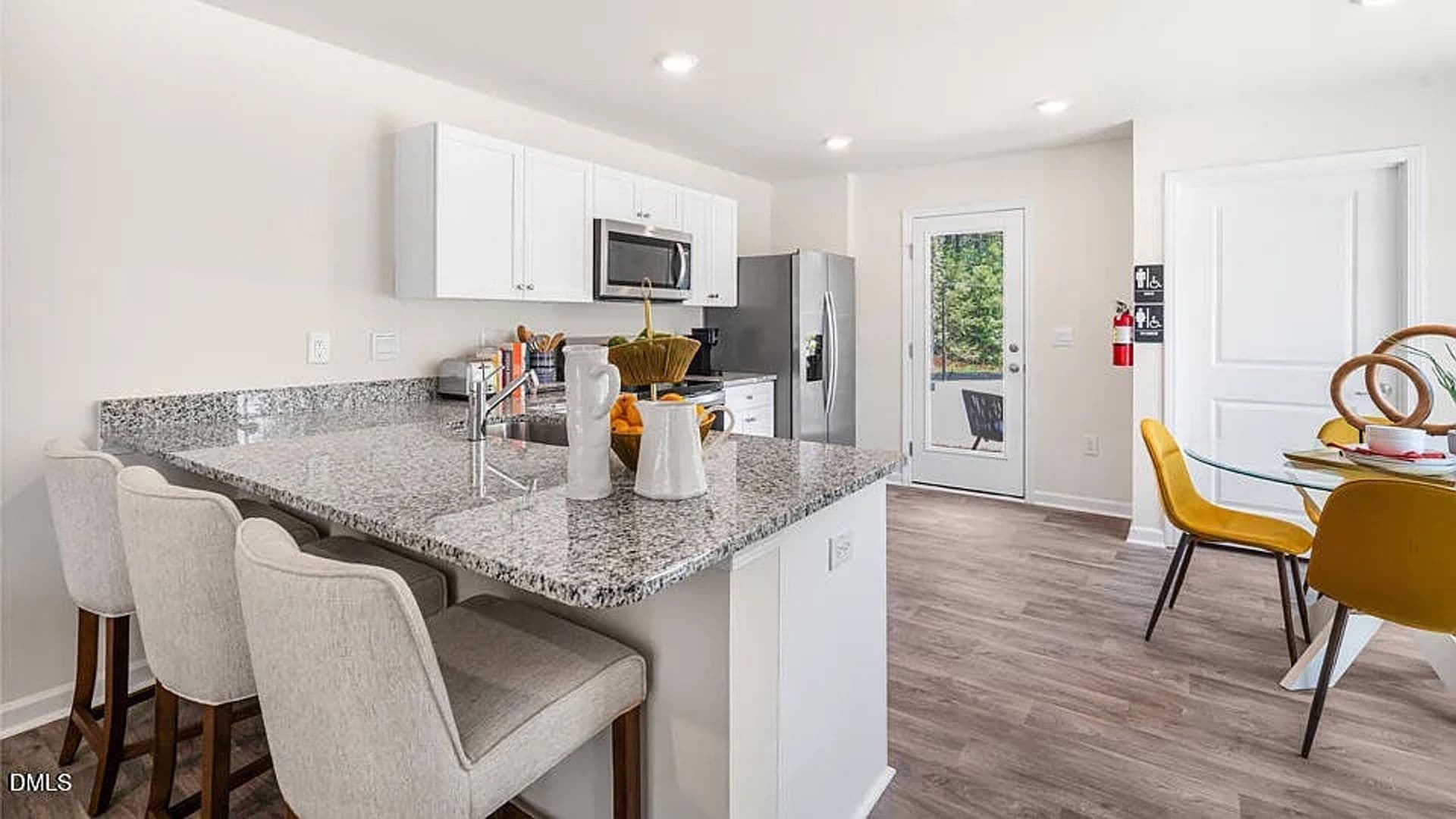 Raleigh House: 8510 Beckett Chase Wy