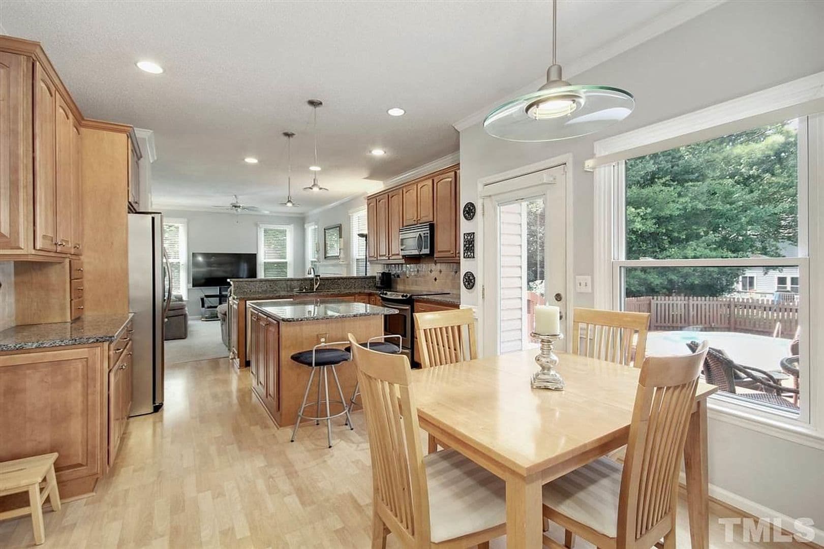 Raleigh House: 3209 Daingerfield Dr