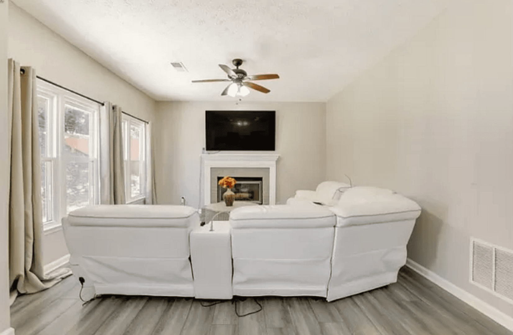 Lithonia House: 7136 Woodstone Dr