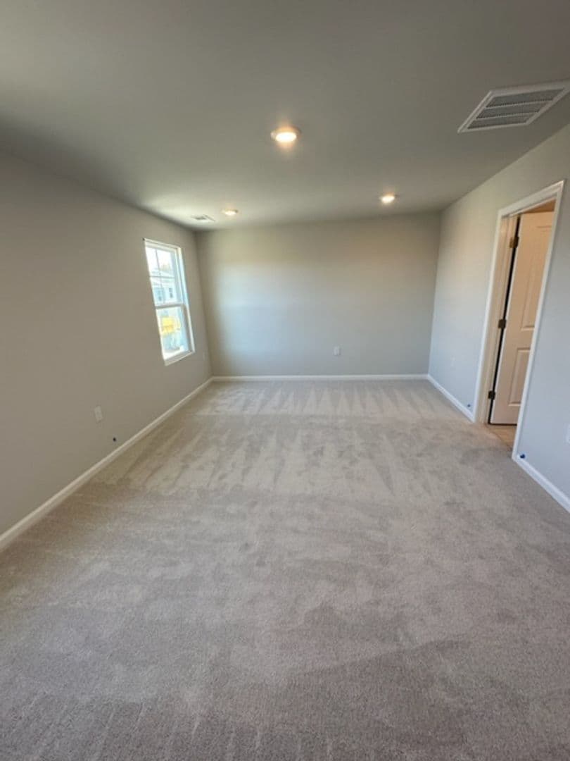 Apex House: 1642 Kipp Ln