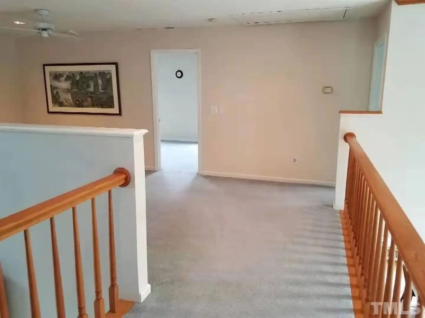 Apex House: 1010 Kingsway Dr