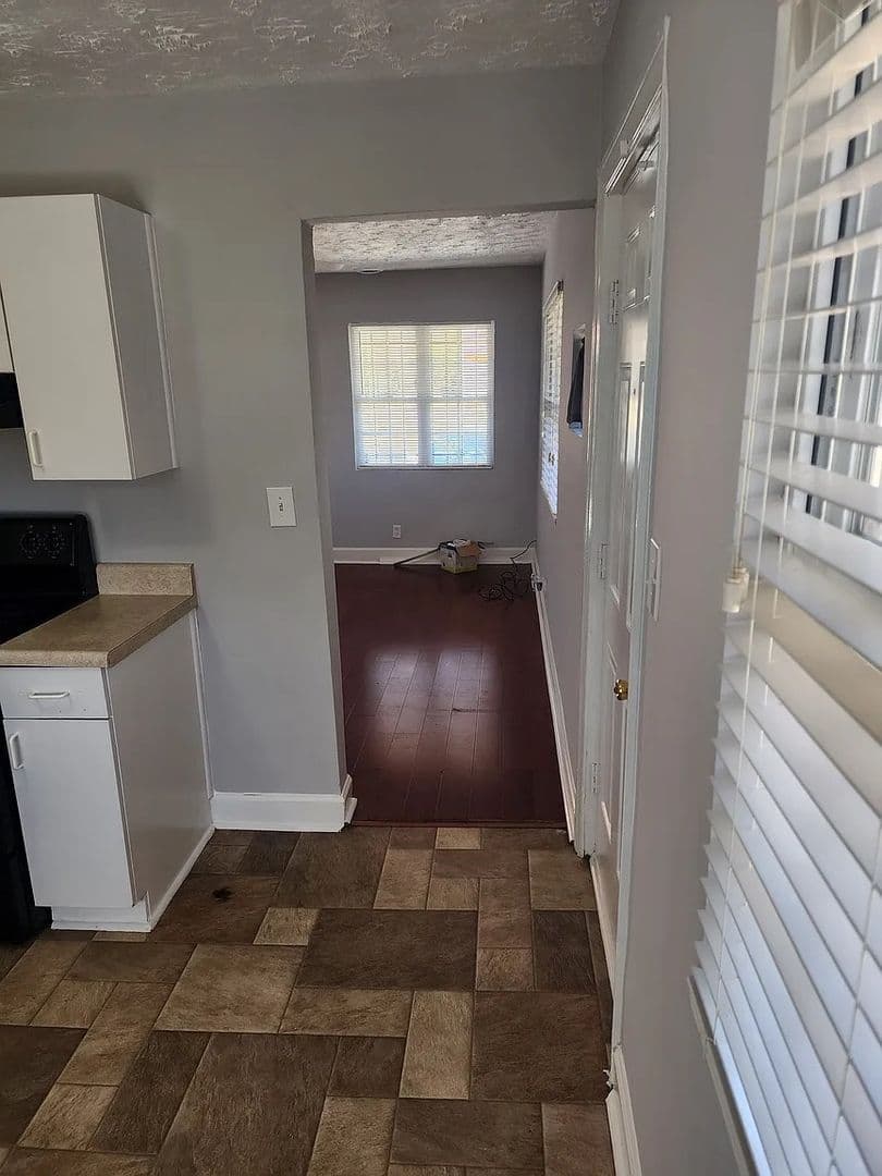 Atlanta House: 2956 8th St