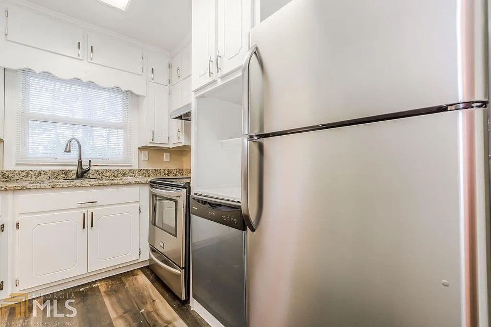 Lawrenceville House: 537 Reba Rd