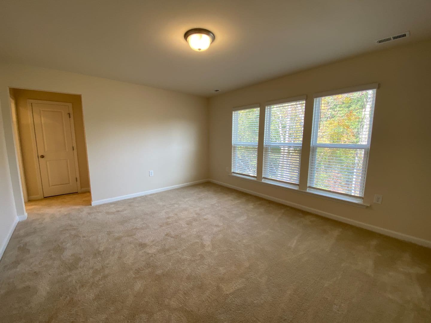 Durham House: 88 Whitesell Way