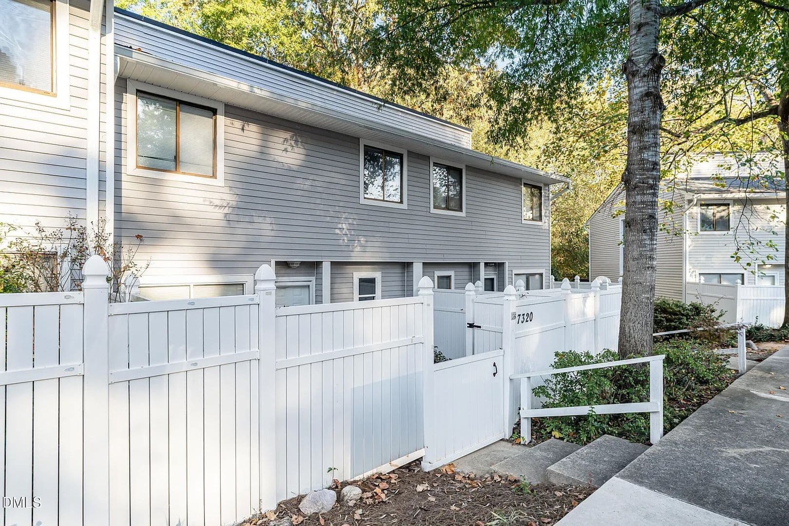 Raleigh House: 7320 Sandy Creek Dr