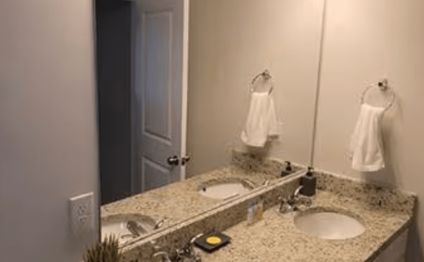 Union City House: 4333 Shafer Ct
