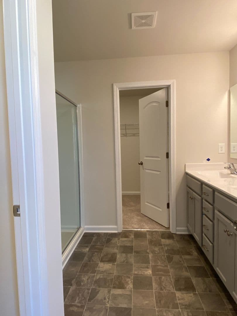 Monroe House: 1004 Maylen Trace