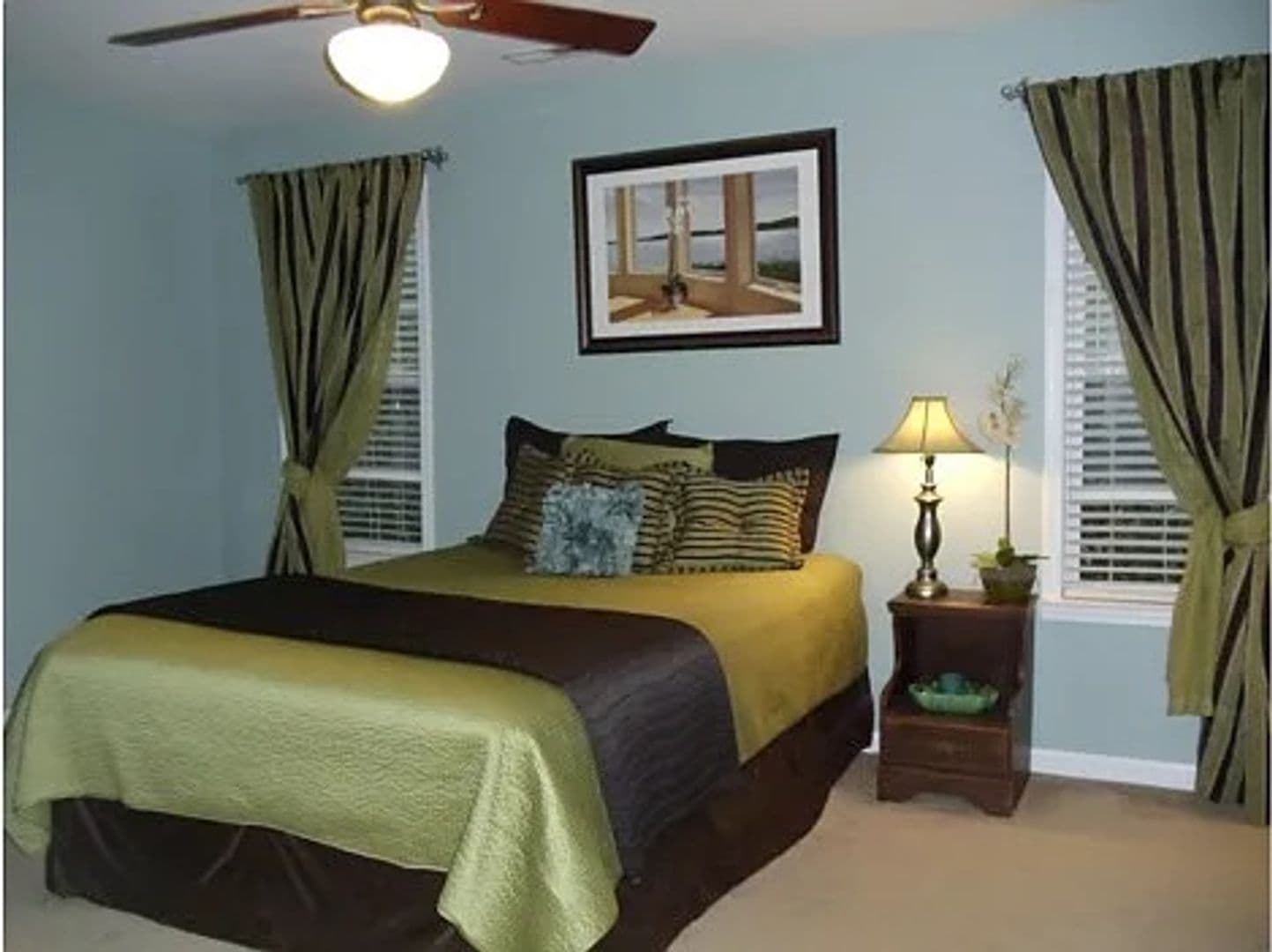 Charlotte House: 10318 McGoogan Ln