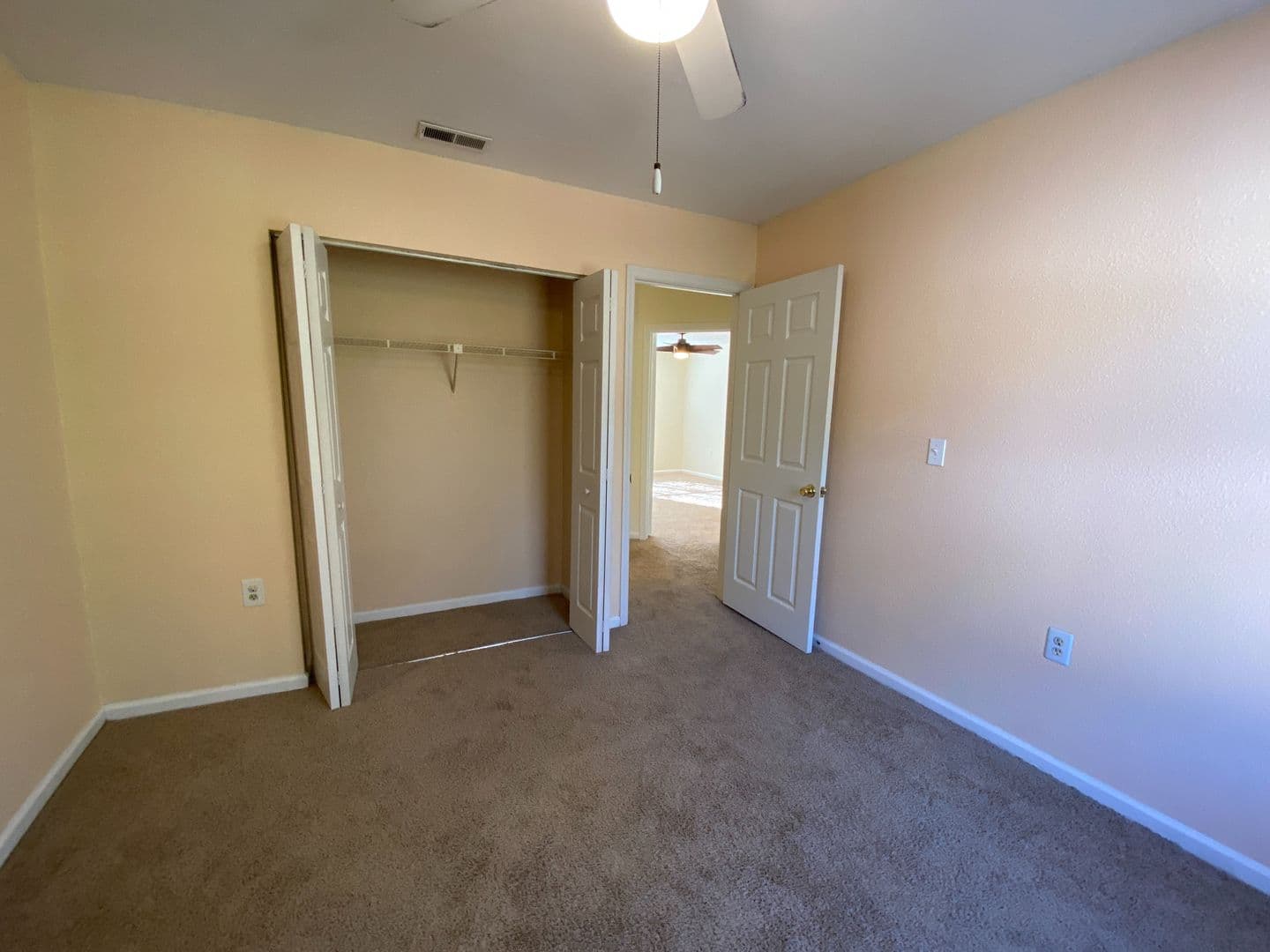 Raleigh House: 7765 Falcon Rest Cir