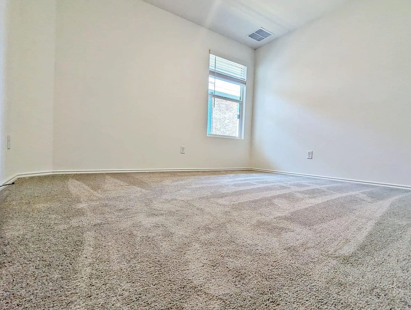 Kyle House: 158 Gresham
