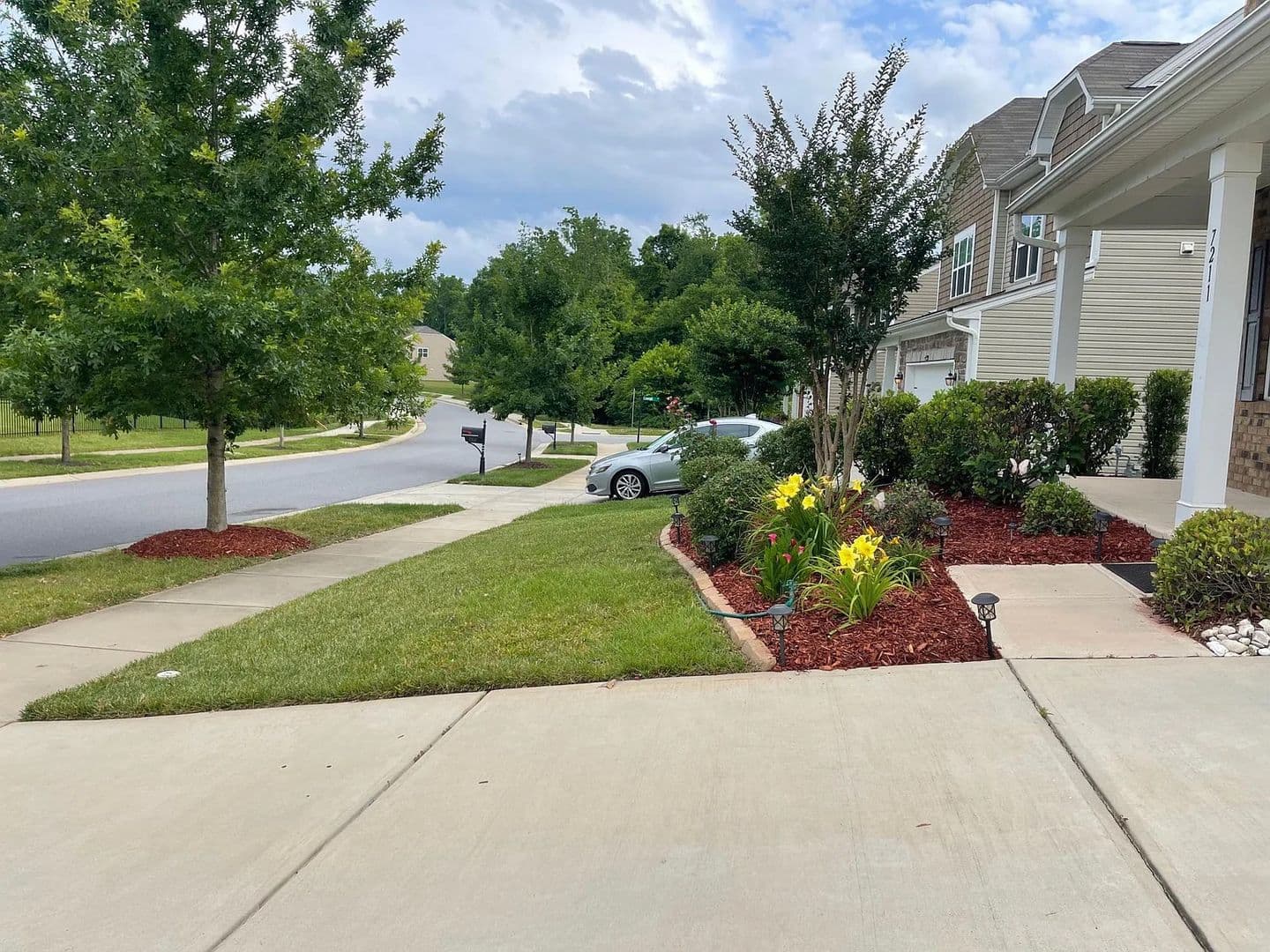 Charlotte House: 7211 Agnew Dr