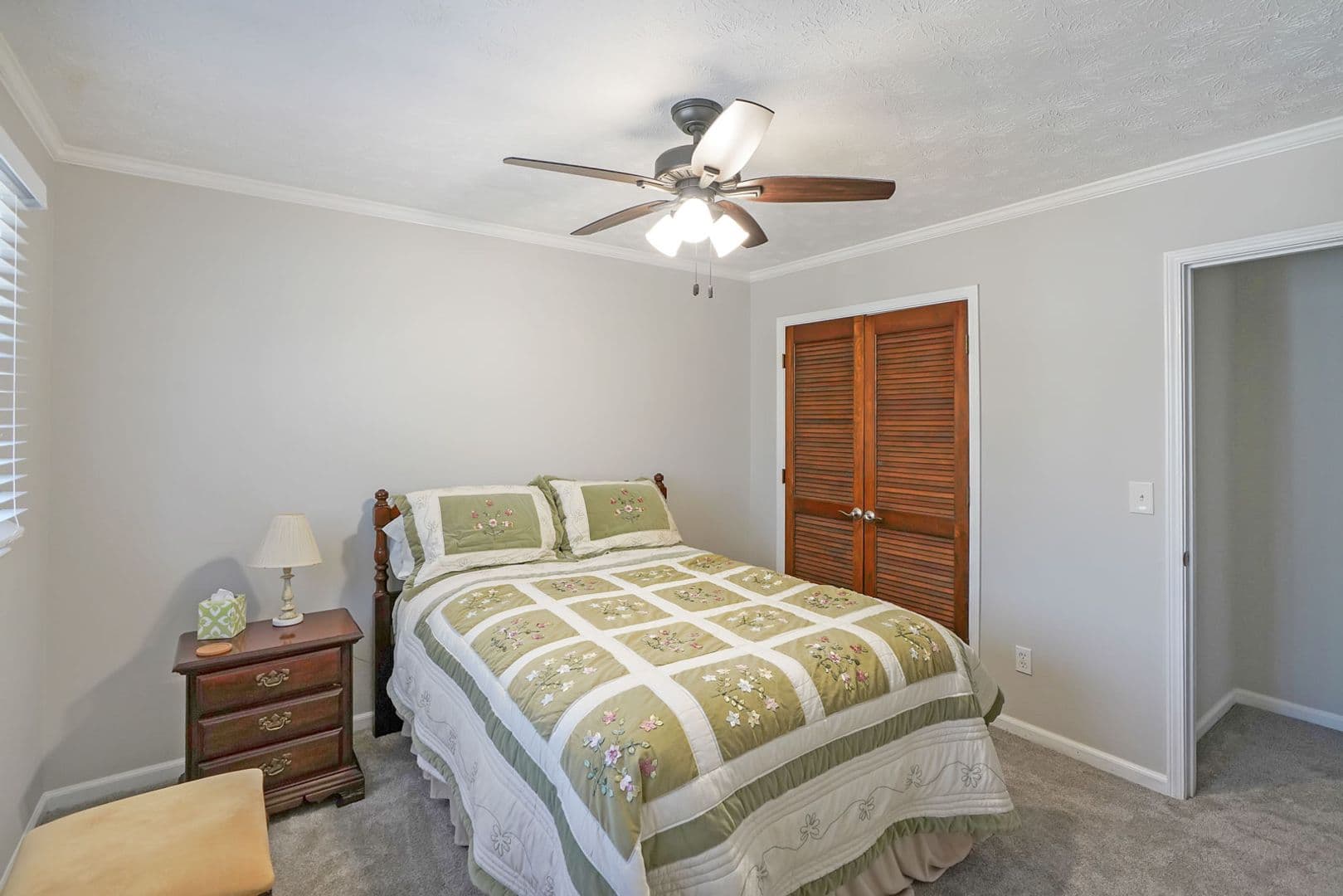 Stone Mountain House: 752 Mountainbrooke Cir SW