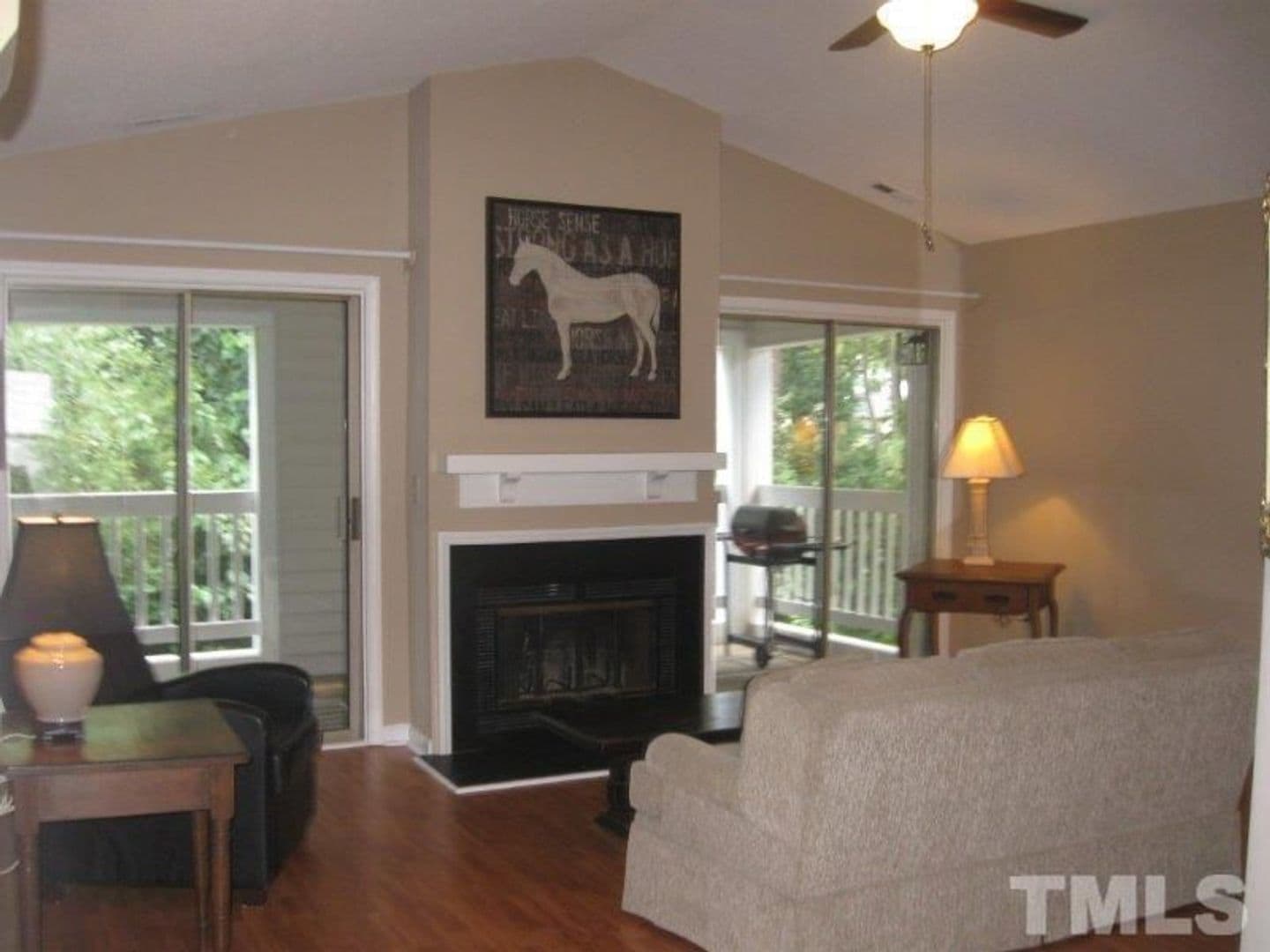 Raleigh House: 6111 Sunpointe Dr