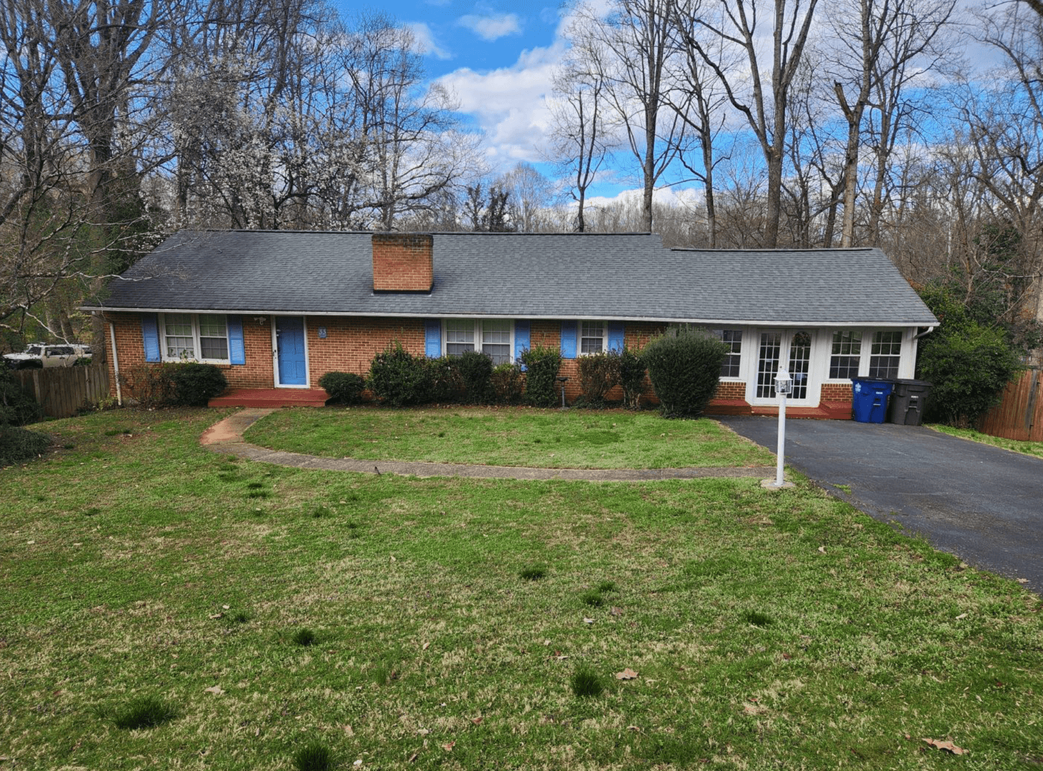 Winston-Salem House: 33 Edith Ave