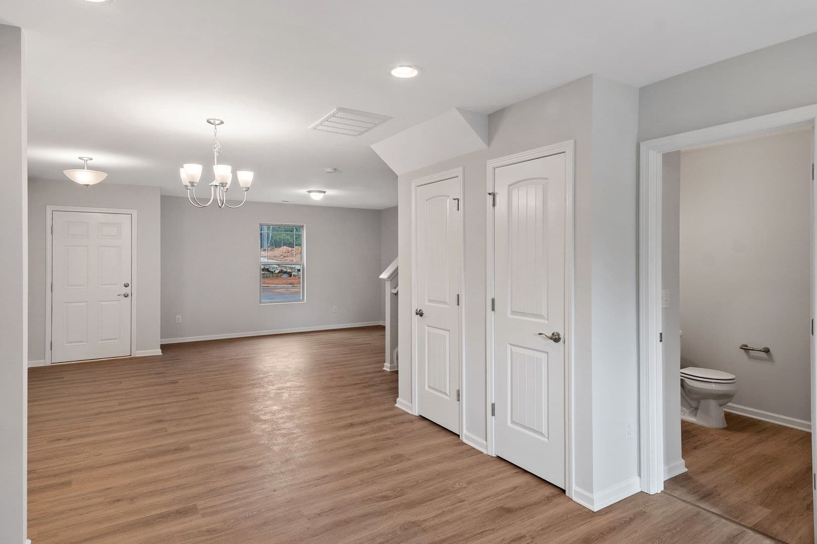 Raleigh House: 309 Switch St