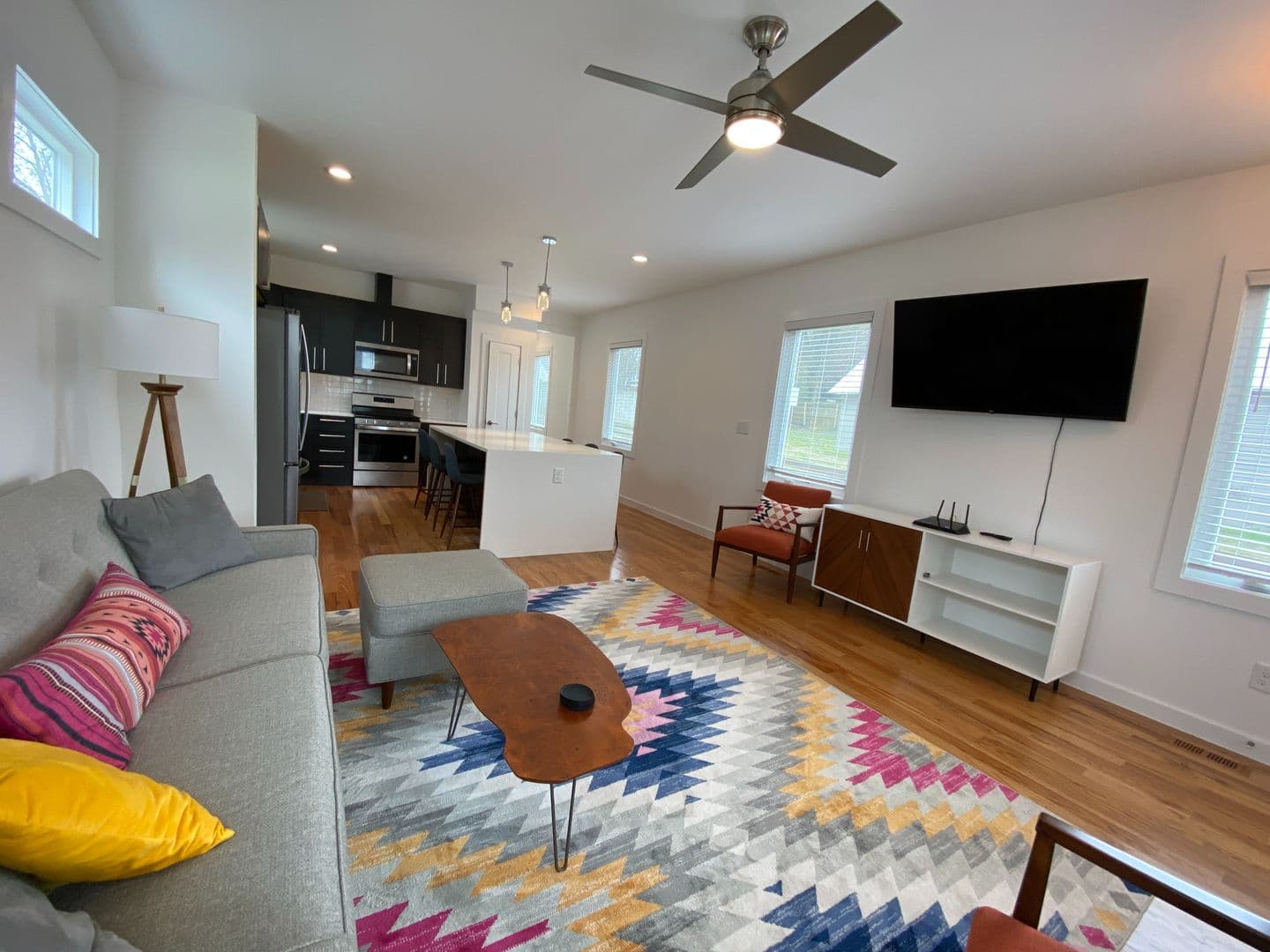 Raleigh House: 218 Heck St