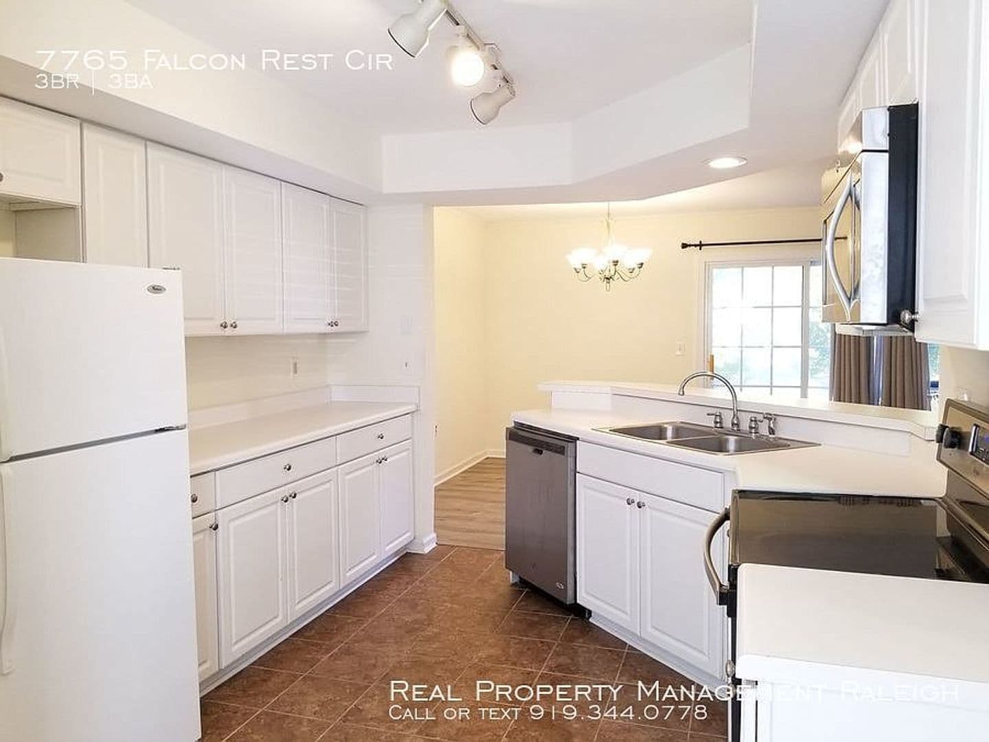 Raleigh House: 7765 Falcon Rest Cir