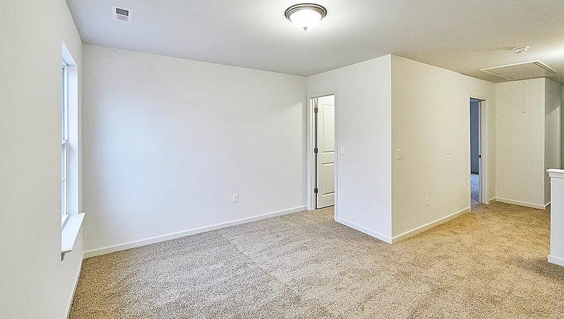Clayton House: 408 N Great White Way