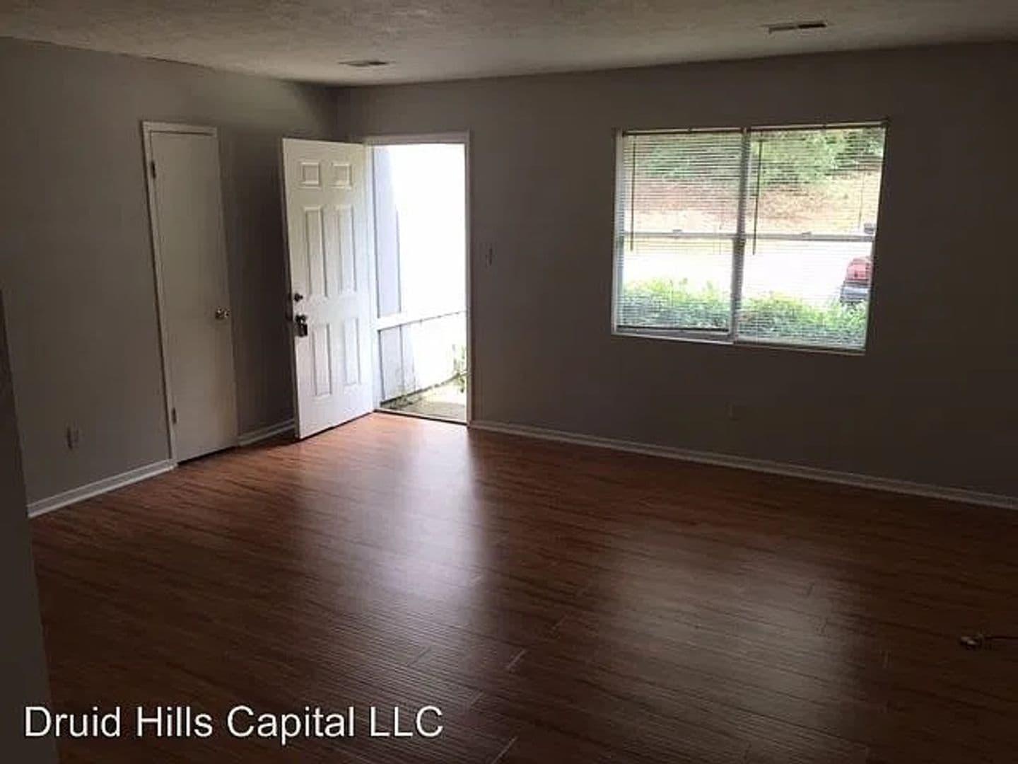 Atlanta House: 1282 Crystal Lake Rd