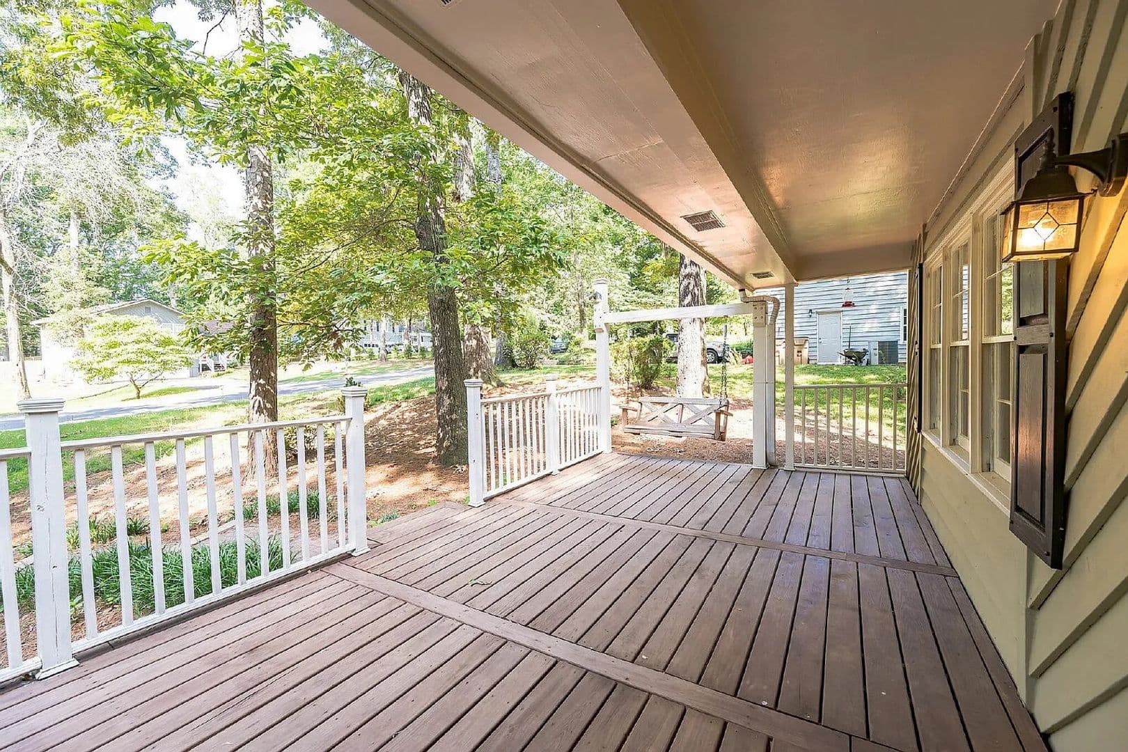Roswell House: 4472 Old Mabry Pl