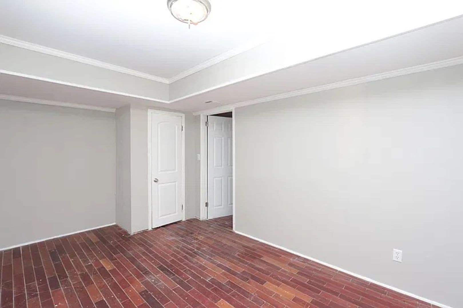 College Park House: 3650 Leisure Ln