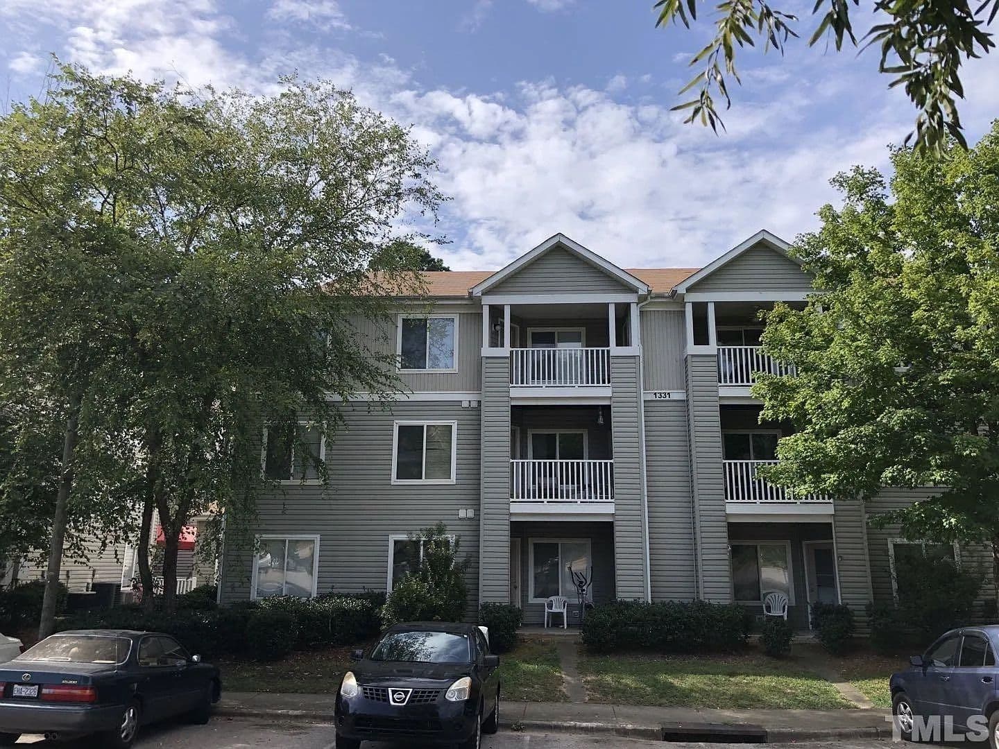 Raleigh House: 1331 Crab Orchard Dr