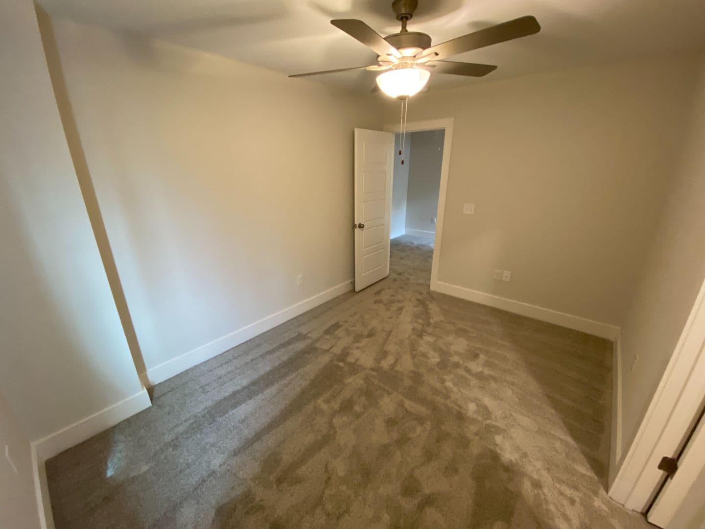 Durham House: 1706 Merrick St