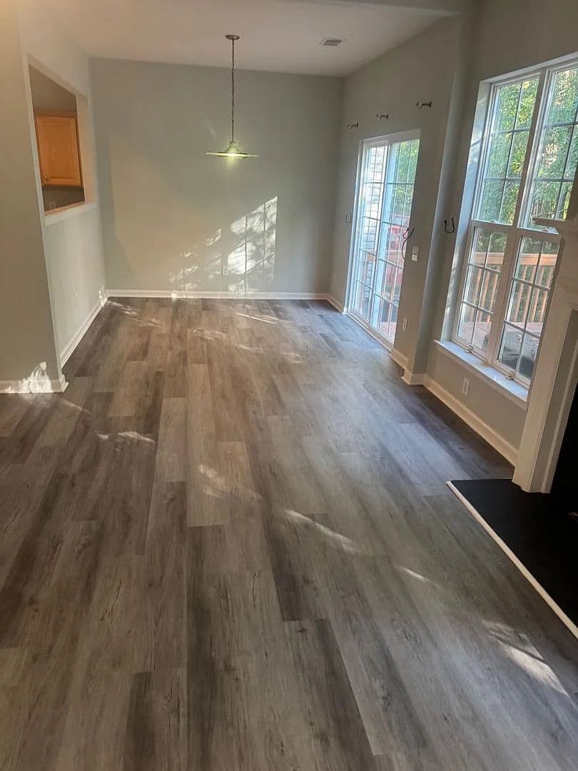 Charlotte House: 12429 Dunford St