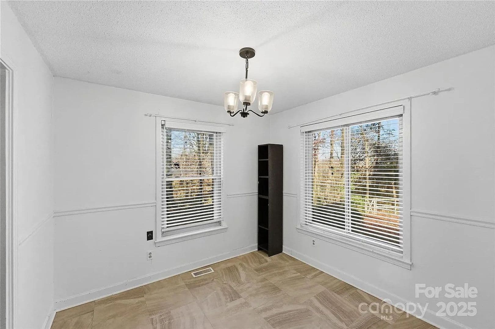 Concord House: 1051 Cox Mill Rd