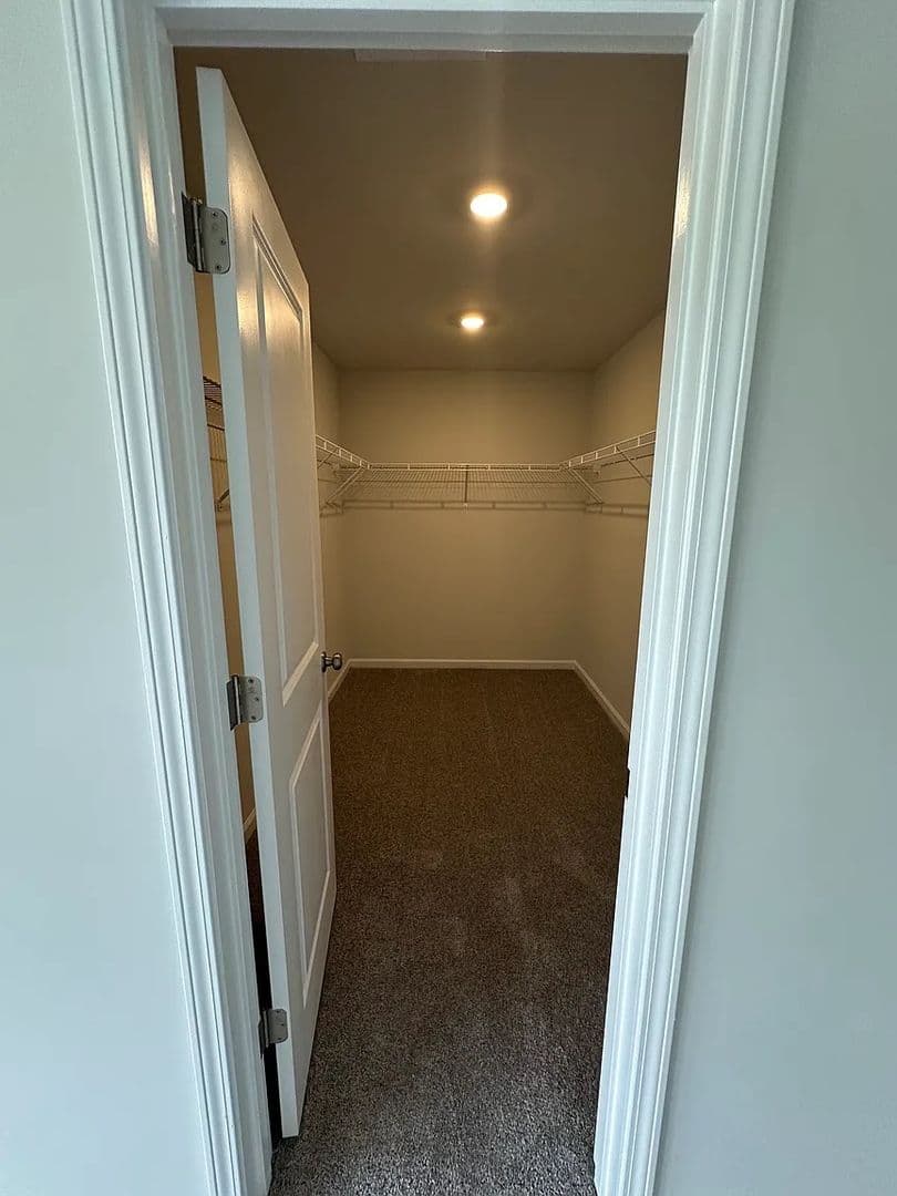 Raleigh House: 5024 Arkrose Dr