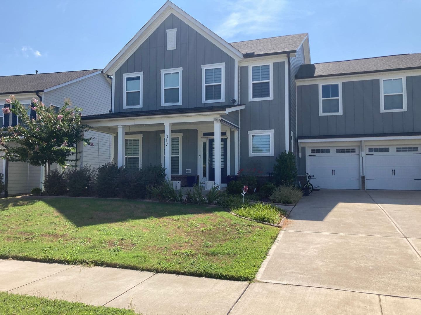 Holly Springs House: 317 Aintree Ave