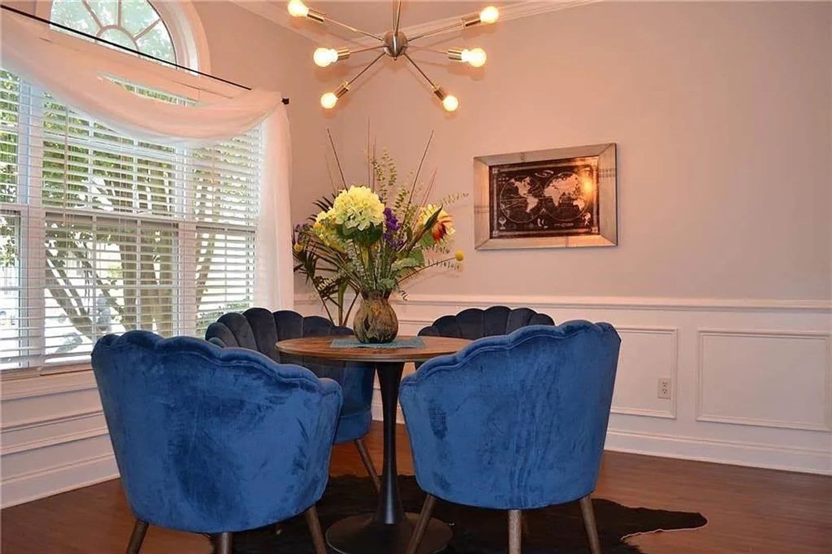 East Point House: 9050 Bayrose Cir