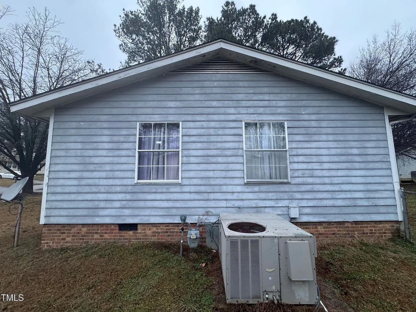 Raleigh House: 2325 Quartz Ct