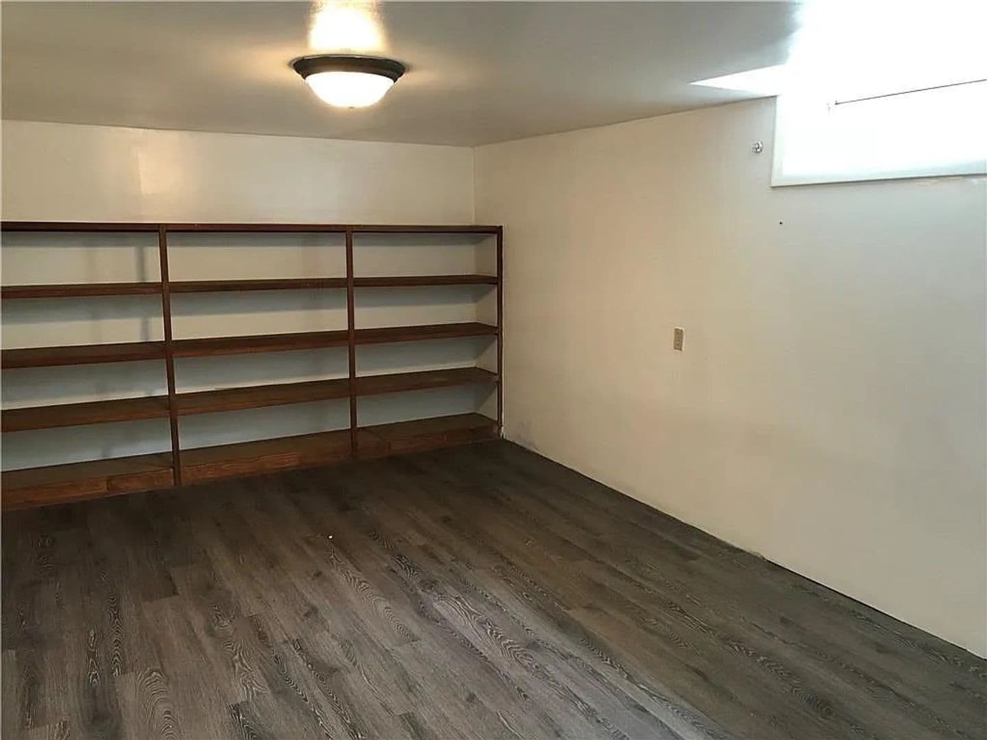 Smyrna House: 805 Flagler Cir