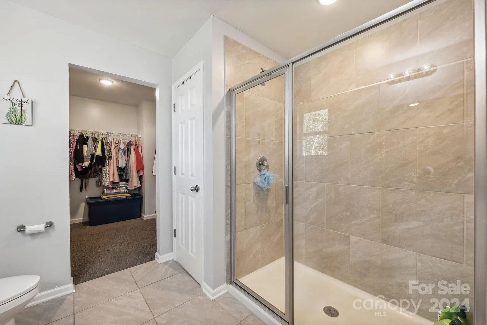 Charlotte House: 7608 Denbur Dr