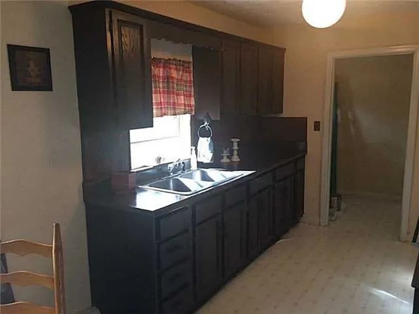 Villa Rica House: 14461 Veterans Memorial Highway