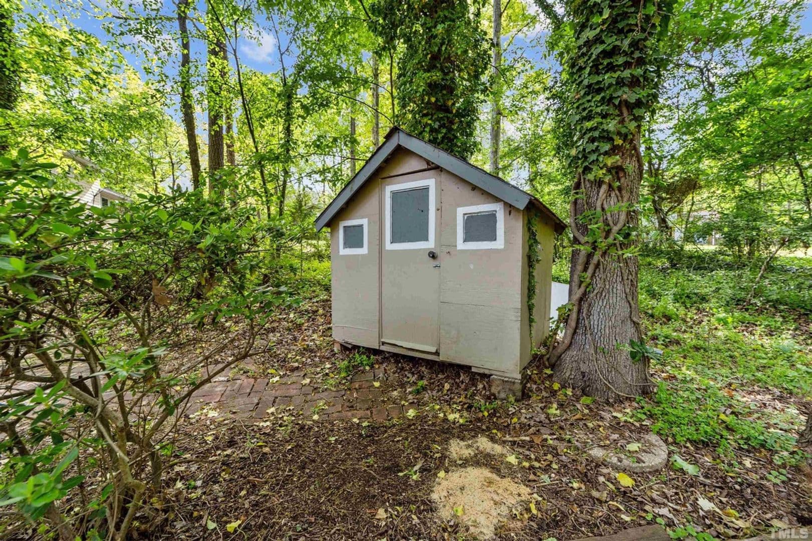 Garner House: 1304 Buckingham Rd