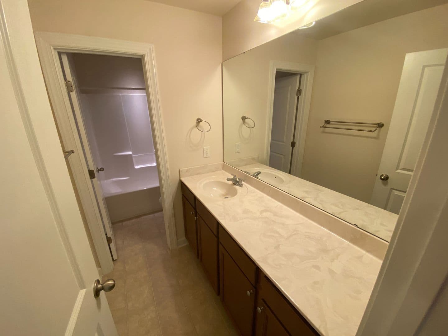 Apex House: 2406 Pecan Ridge Way