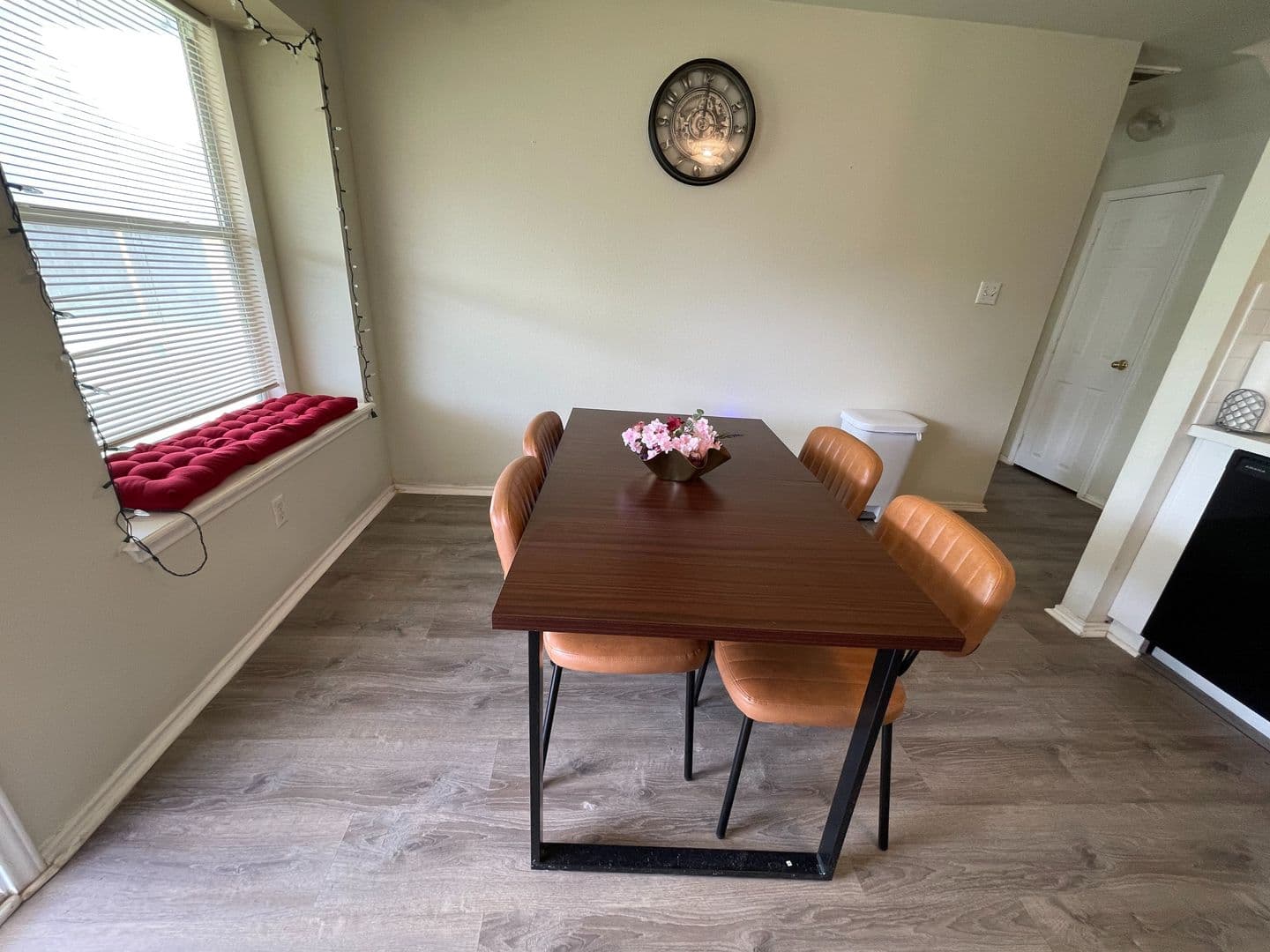 Leander House: 2419 Socorro Bend