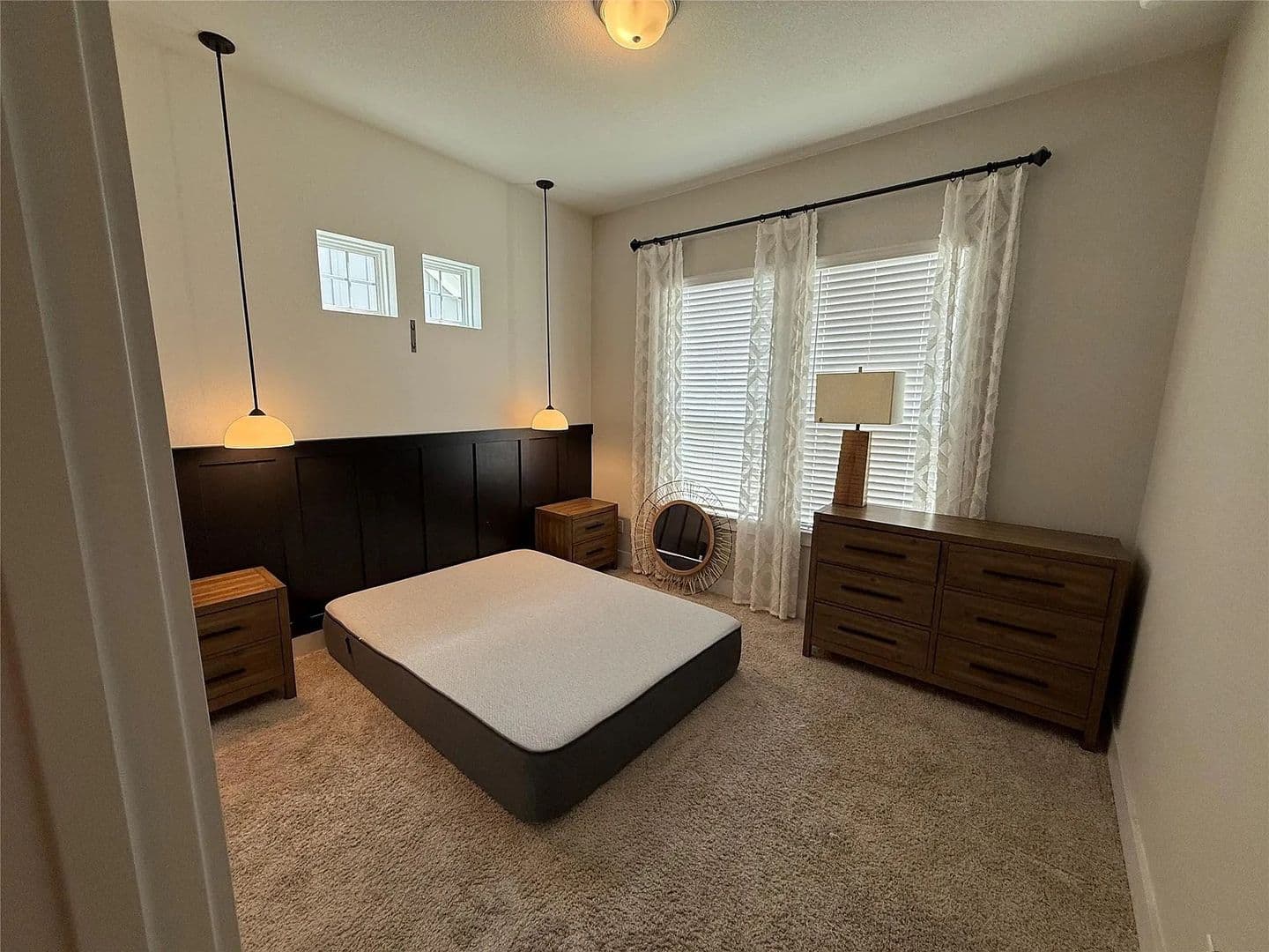 Leander House: 813 Craven Hill Ln