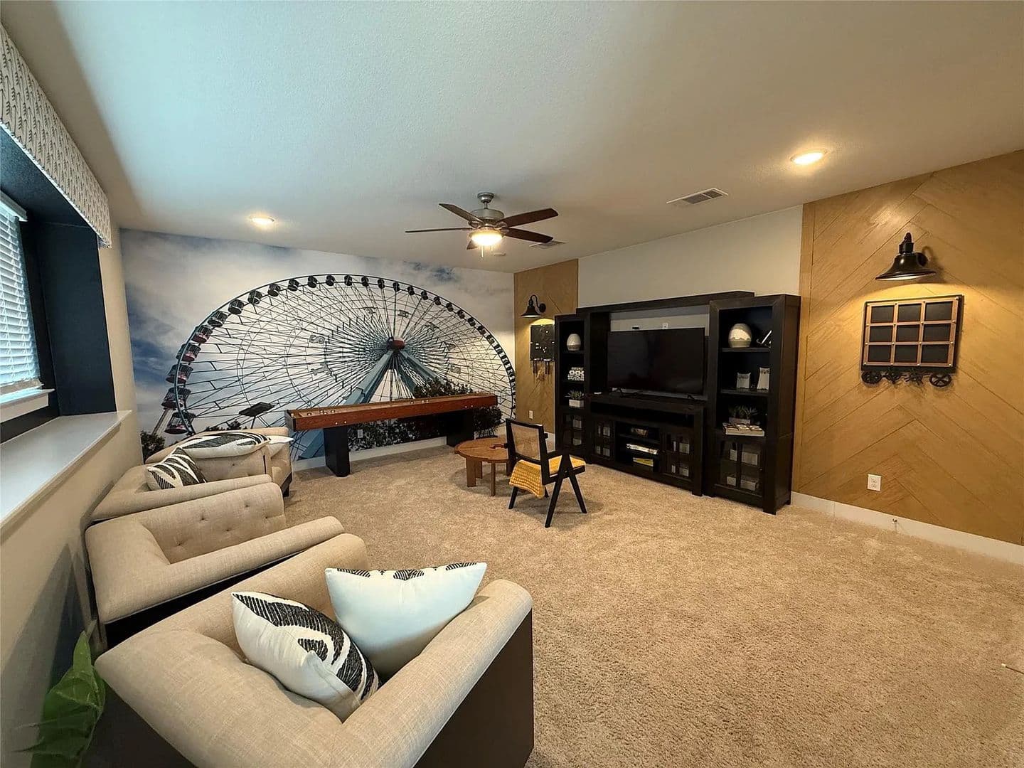 Leander House: 813 Craven Hill Ln