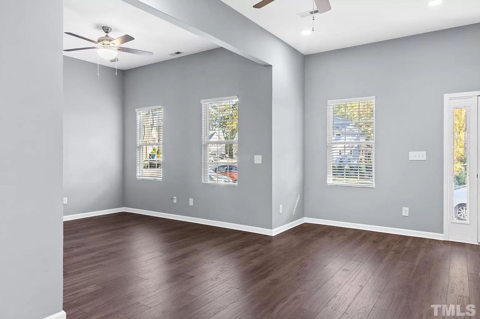 Raleigh House: 129 #102 Pineland Cir