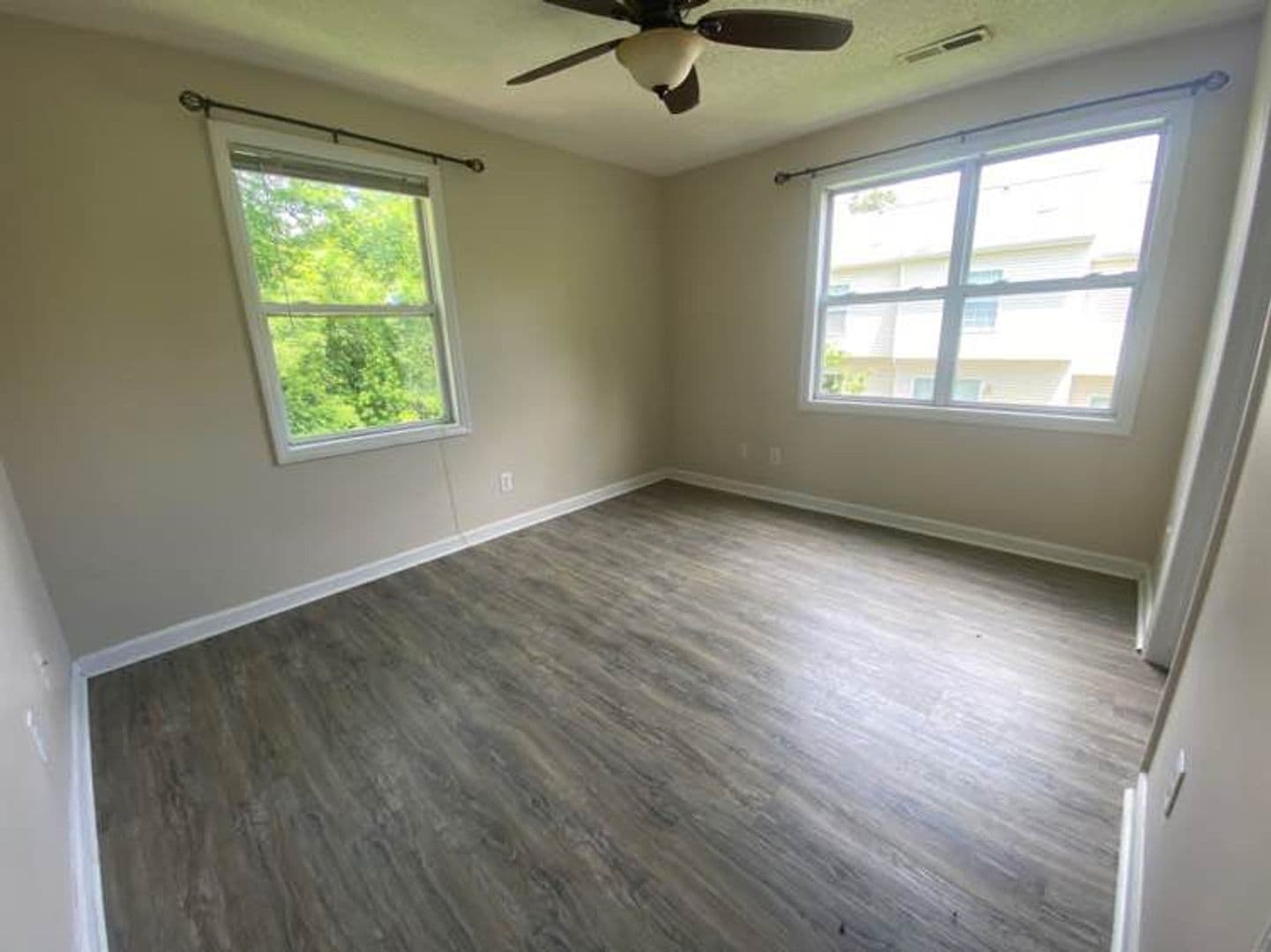 Raleigh House: 1110 #303 Carlton Ave