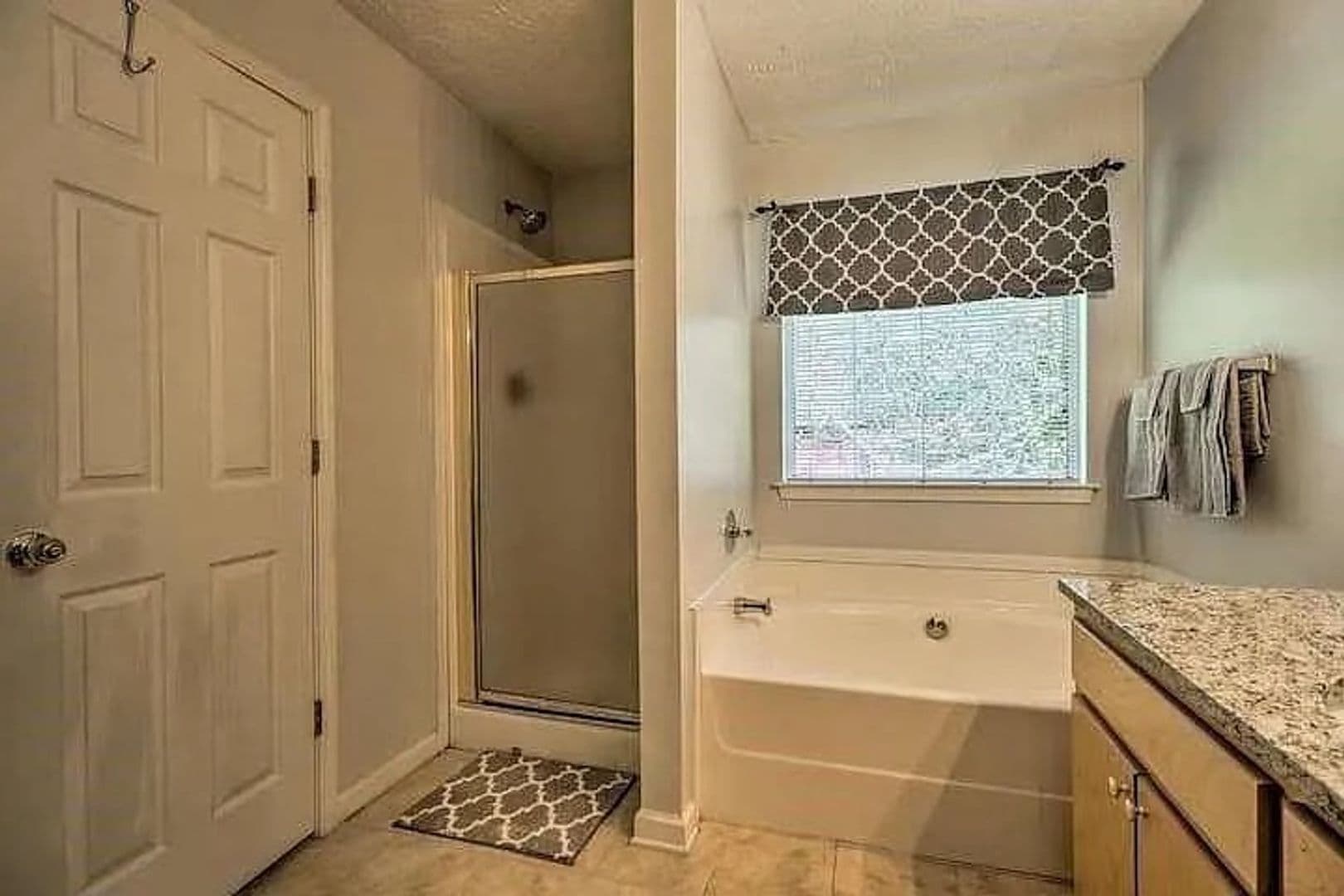 Hapeville House: 483 Oak Dr