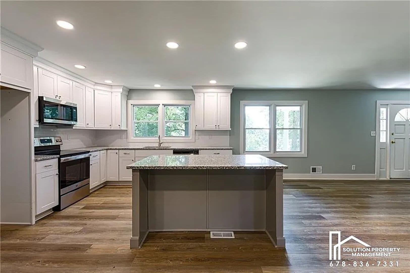 Kennesaw House: 3979 Potomac Dr NW