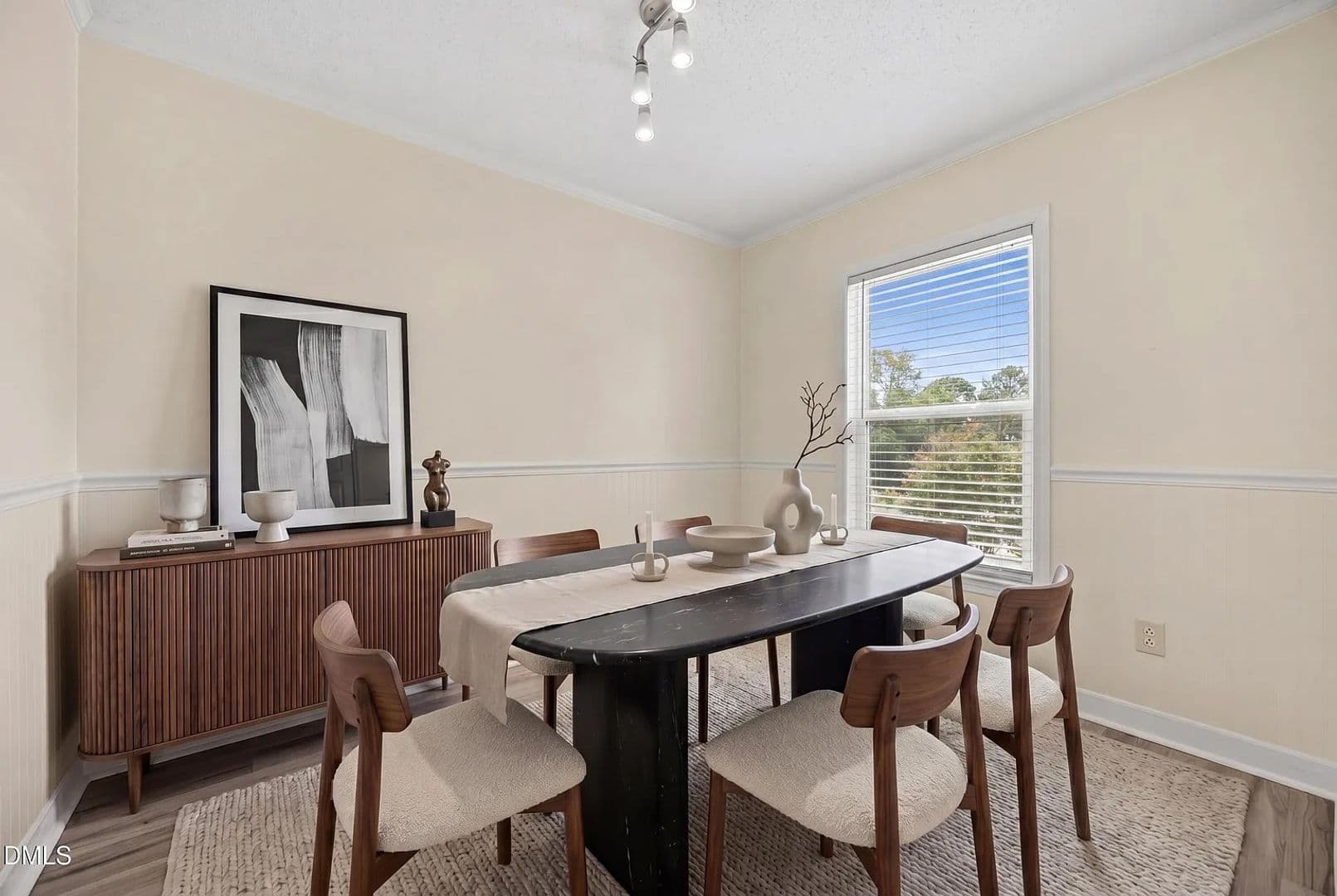 Raleigh House: 1627 Oakland Hills Way